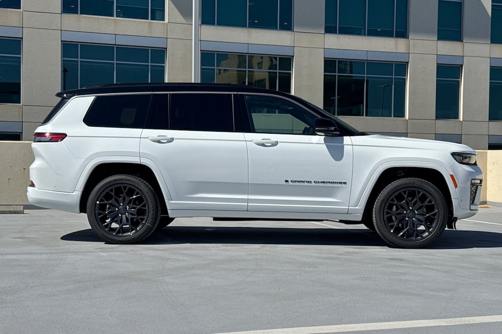 New 2026 Jeep Grand Cherokee L SUMMIT 4X4 Sport Utility