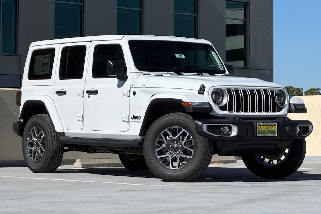 New 2026 Jeep Wrangler 4-DOOR SAHARA Sport Utility