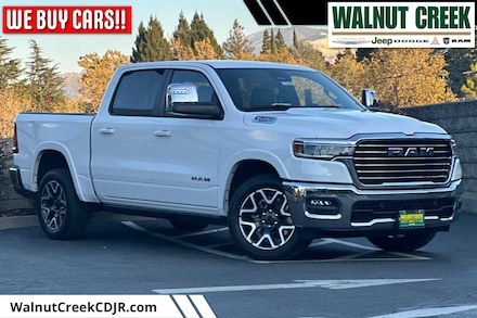 2025 Ram 1500 LARAMIE CREW CAB 4X4 5'7 BOX Pickup