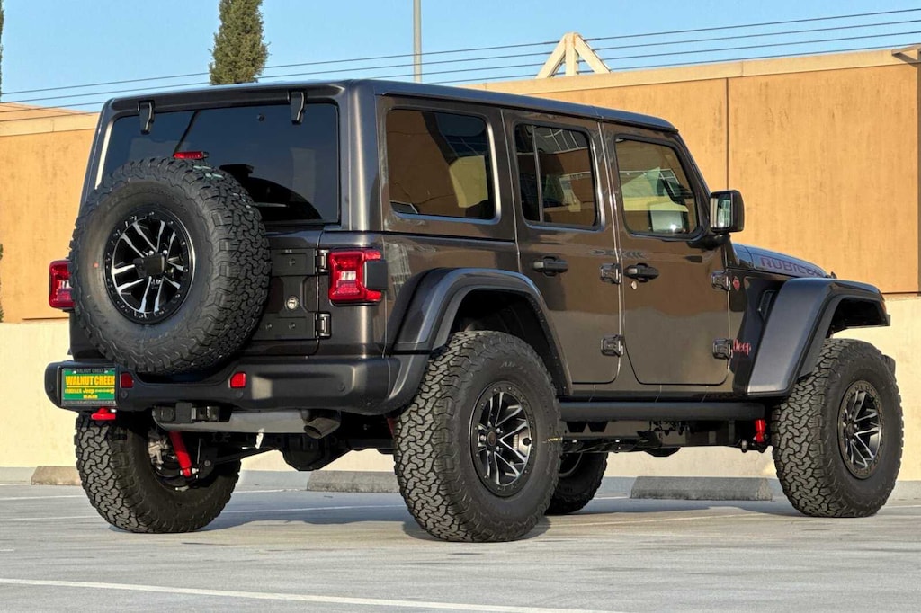 New 2026 Jeep Wrangler 4-DOOR RUBICON X Sport Utility