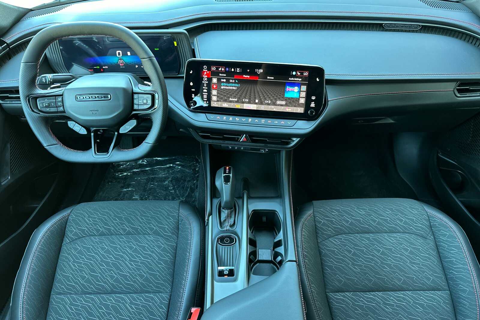 2025 Dodge Charger Daytona R/T - Photo 10