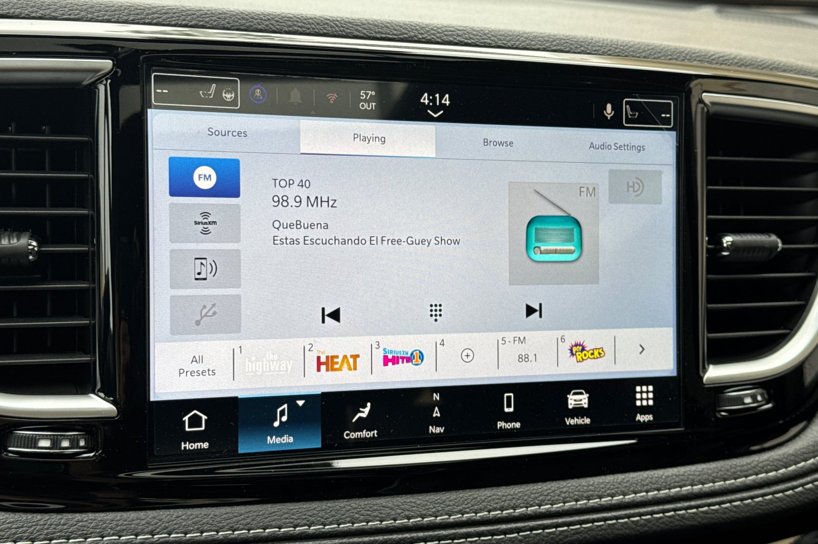 2026 Chrysler Pacifica Limited - Photo 16