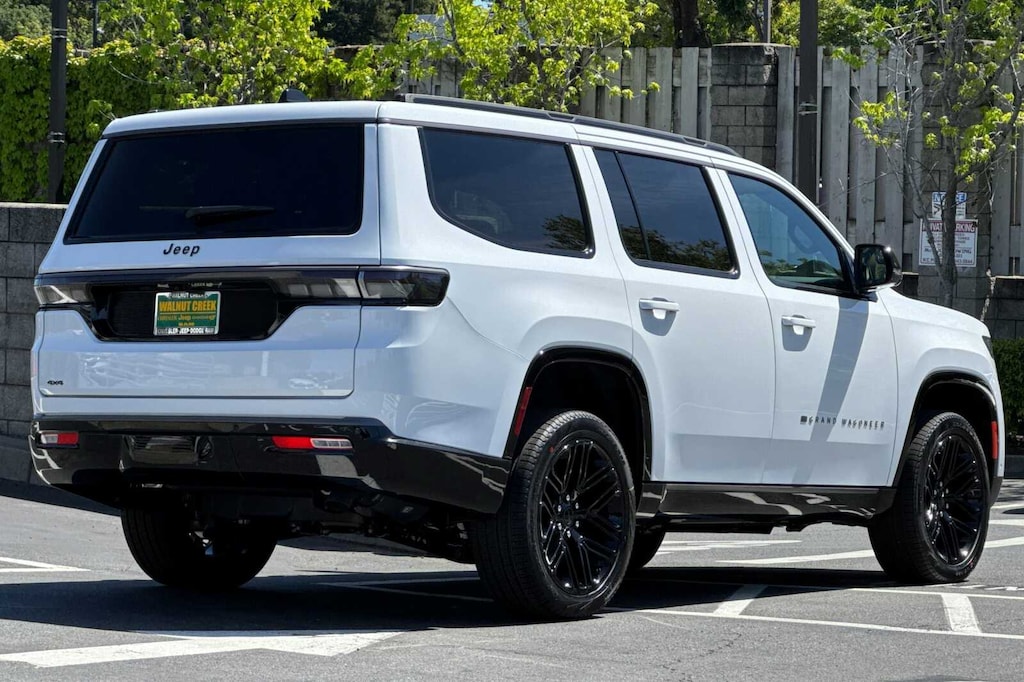 New 2026 Jeep Grand Wagoneer LIMITED RESERVE 4X4 Sport Utility