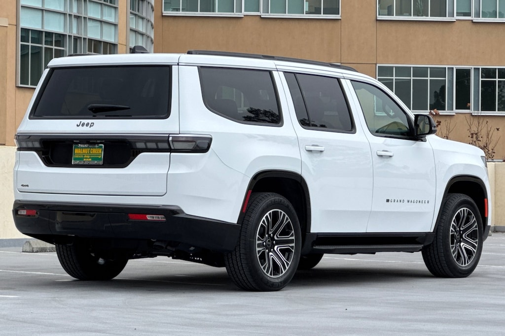 New 2026 Jeep Grand Wagoneer 4X4 Sport Utility