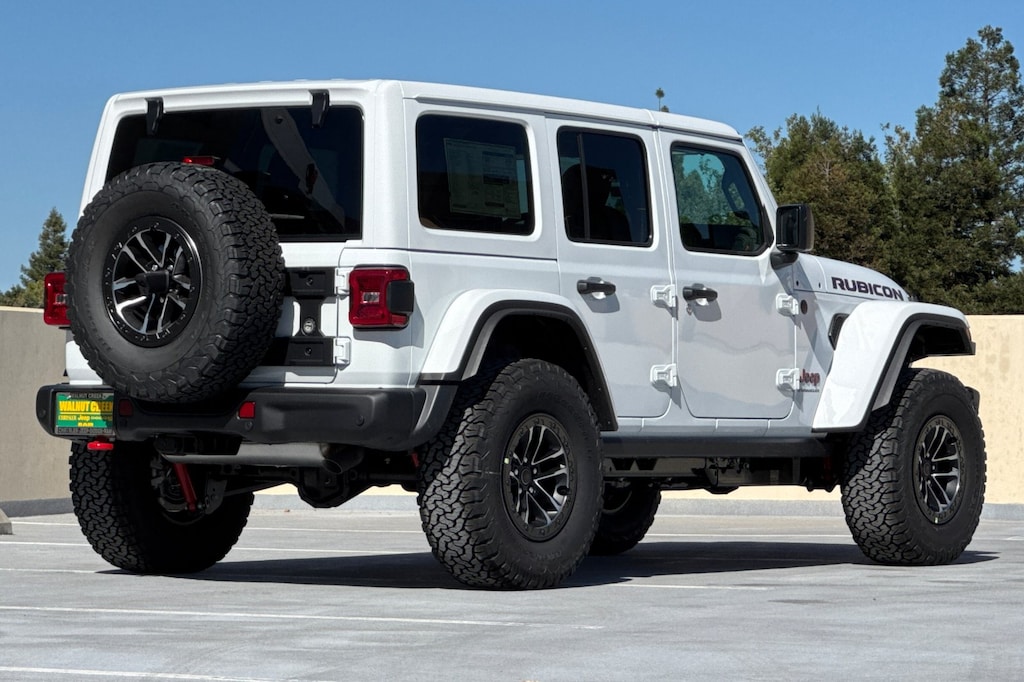 New 2026 Jeep Wrangler 4-DOOR RUBICON X Sport Utility