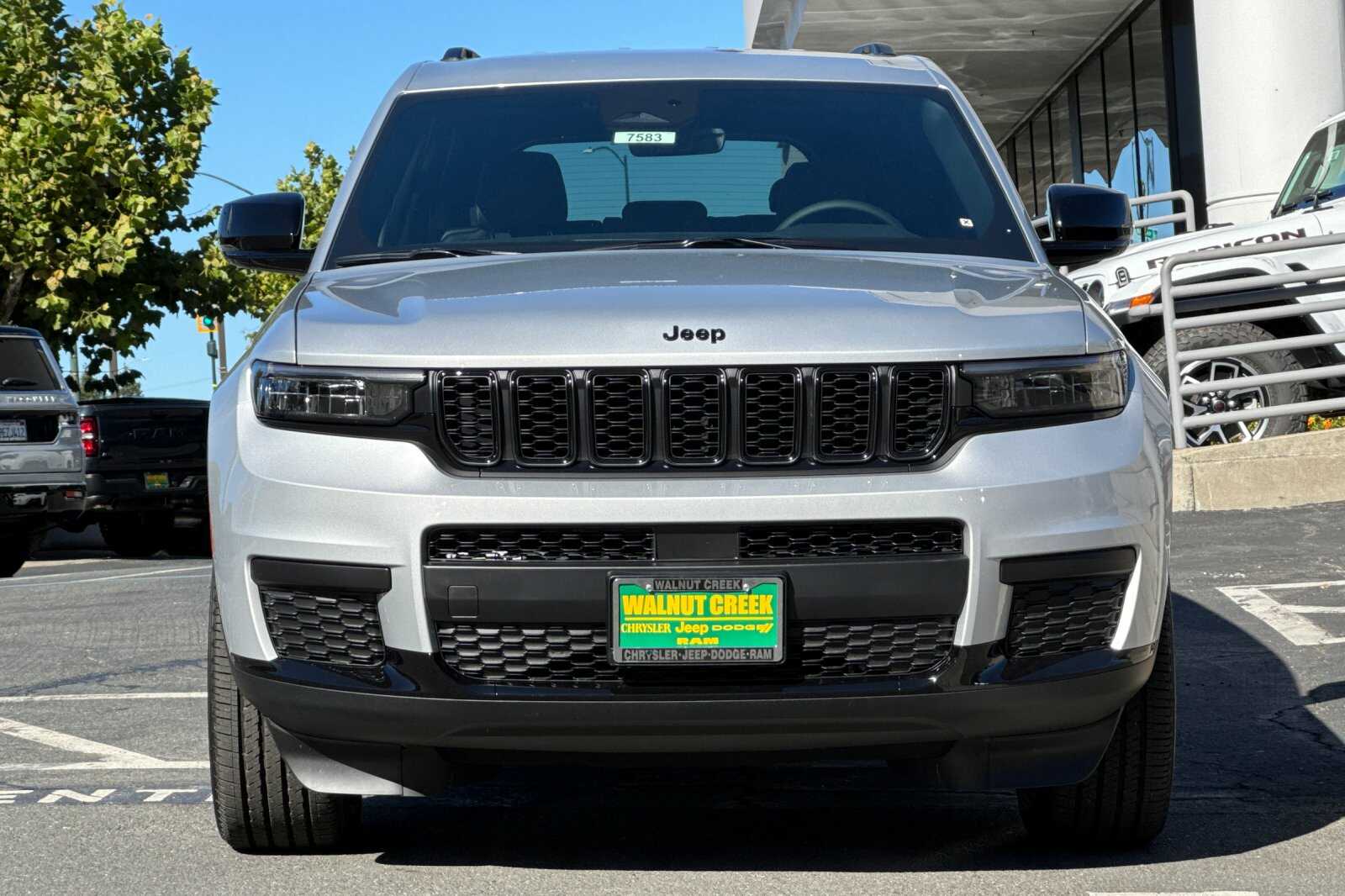 2025 Jeep Grand Cherokee L Altitude - Photo 6