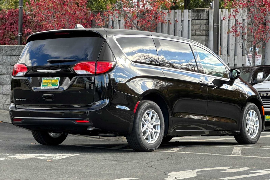 New 2026 Chrysler Voyager LX Cargo Van