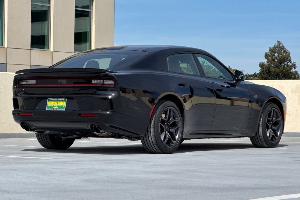 New 2026 Dodge Charger SCAT PACK PLUS 4-DOOR AWD Sedan