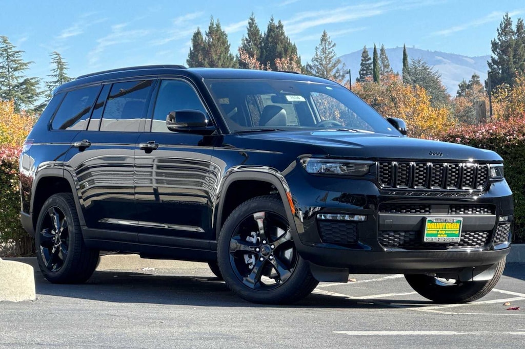New 2025 Jeep Grand Cherokee L LIMITED 4X4 Sport Utility
