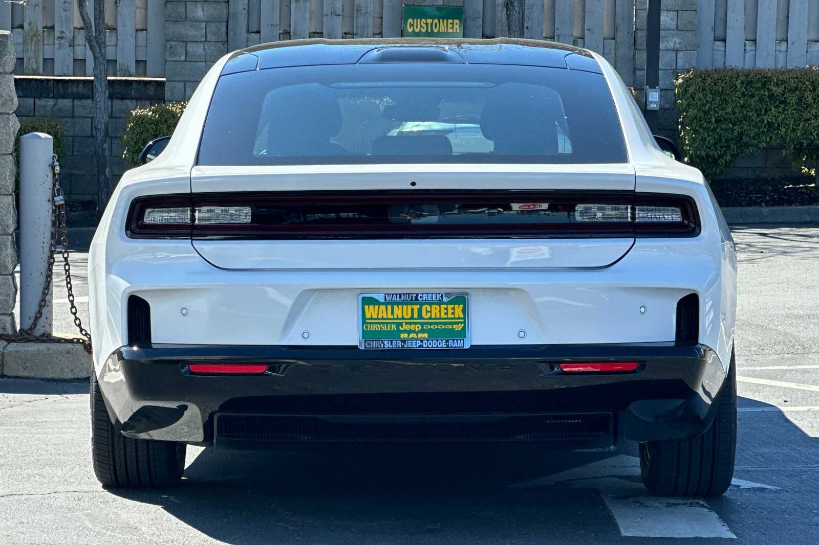 2025 Dodge Charger Daytona R/T - Photo 5