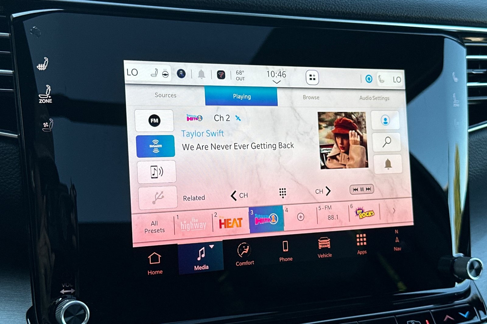 2025 Jeep Wagoneer Series II - Photo 15