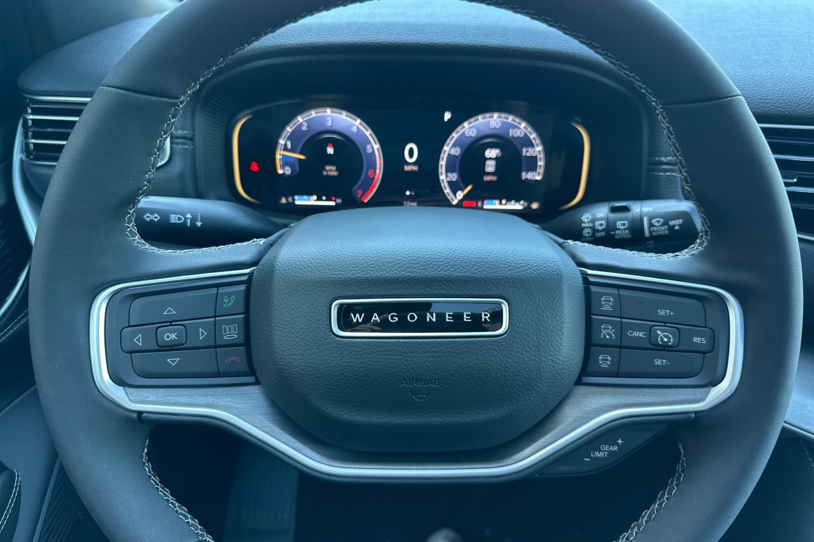 2025 Jeep Wagoneer Series II - Photo 21