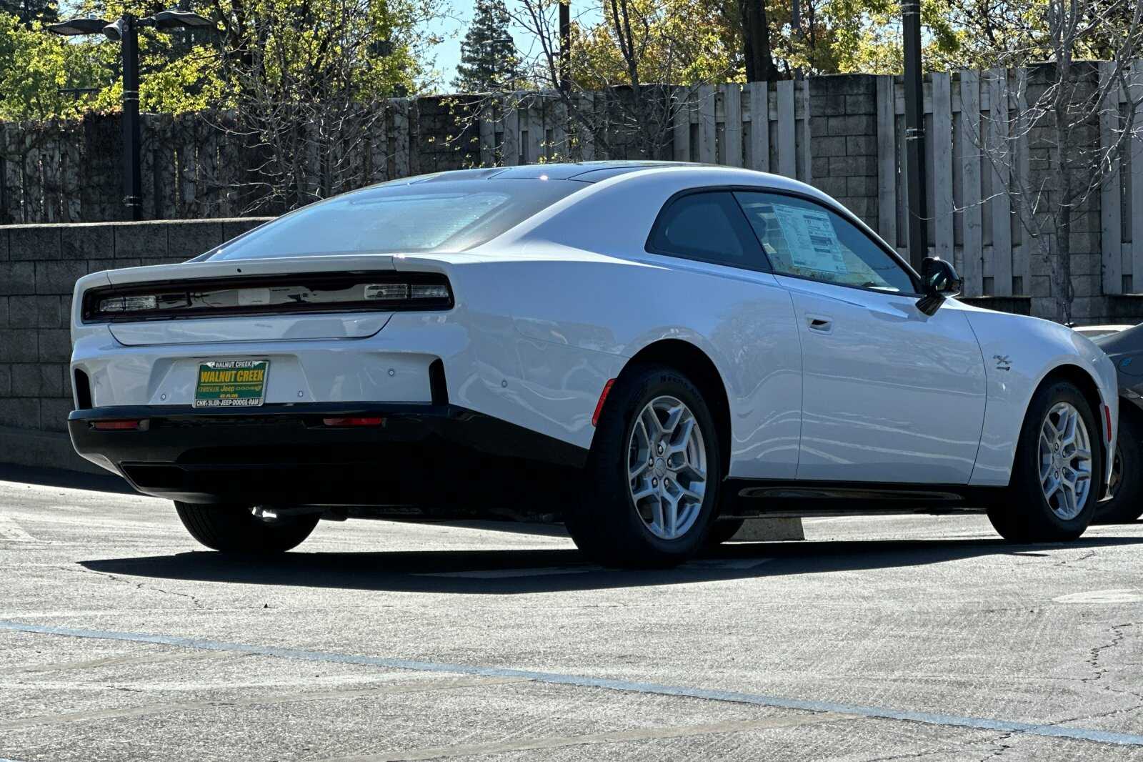 2025 Dodge Charger Daytona R/T AWD photo 4