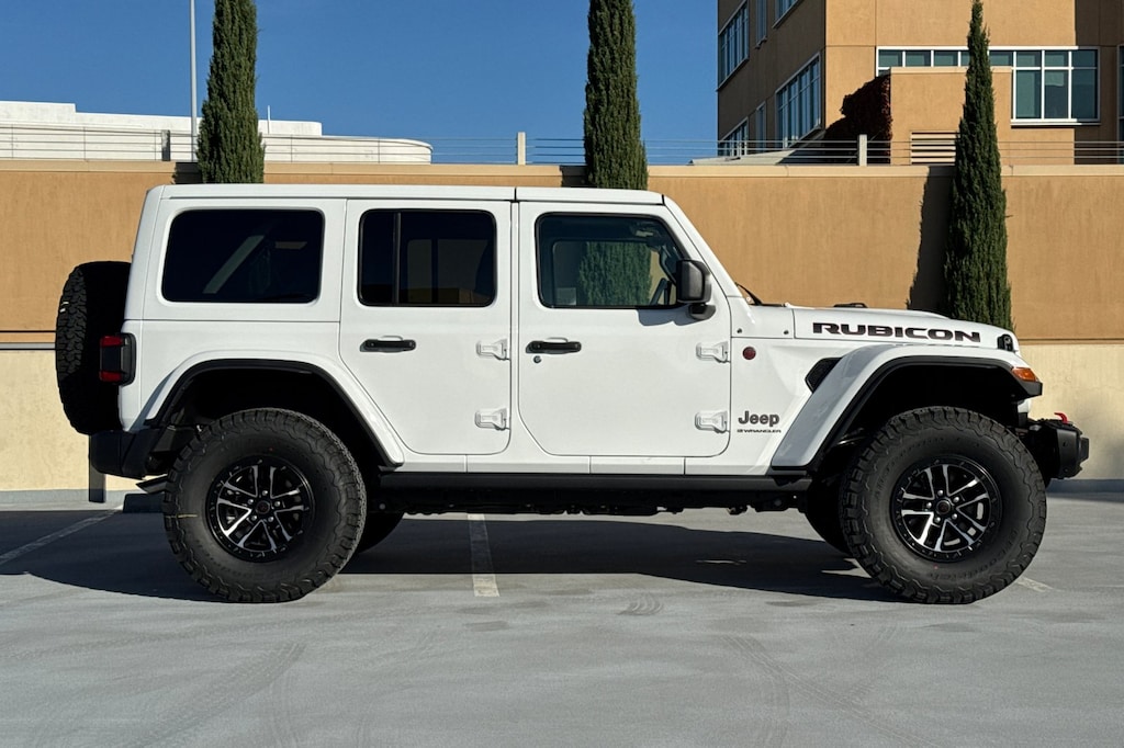 New 2026 Jeep Wrangler 4-DOOR RUBICON X Sport Utility
