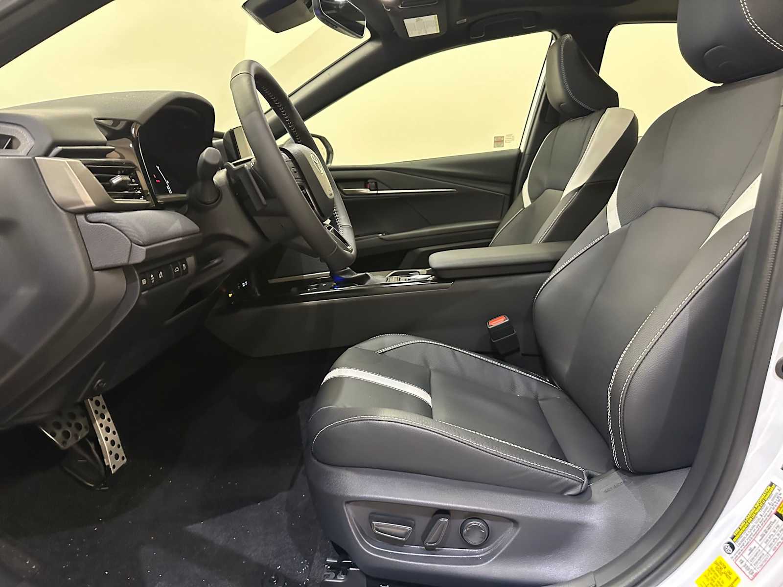 Thumbnail: 2026 Toyota Camry - 22