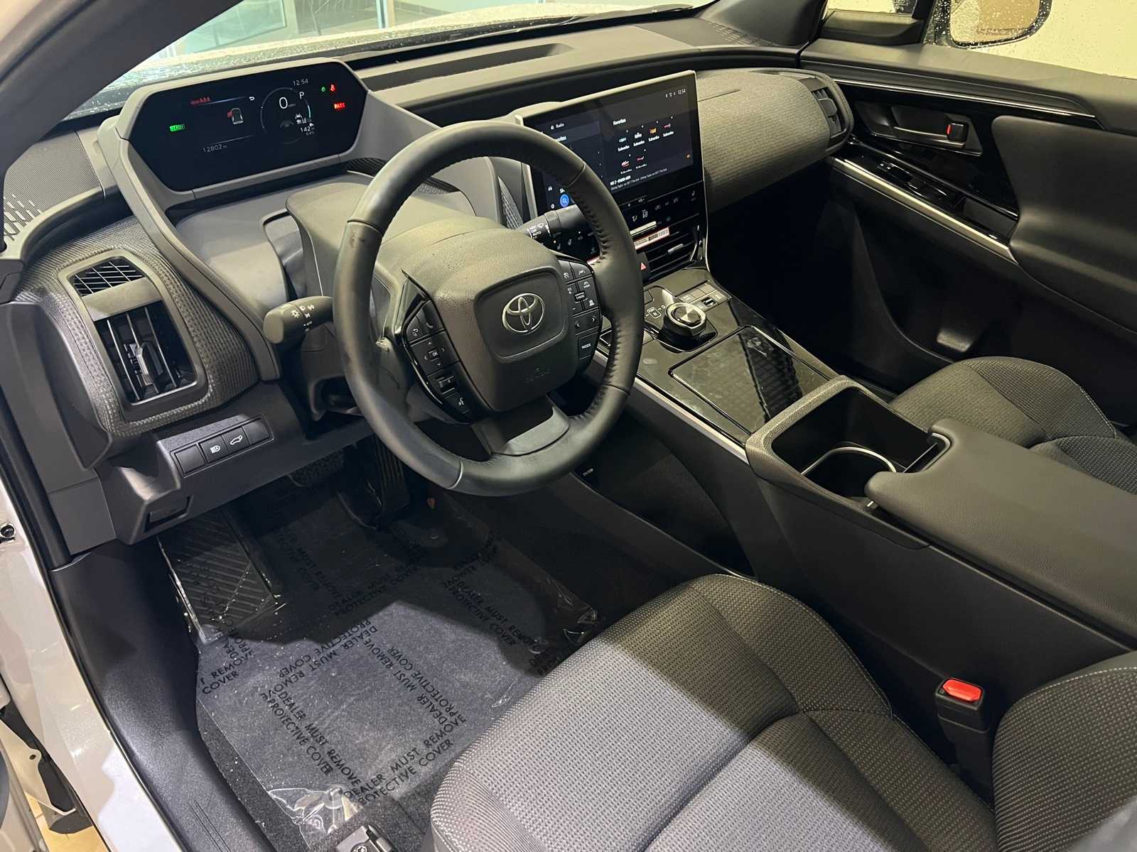 Thumbnail: 2024 Toyota bZ4X - 2