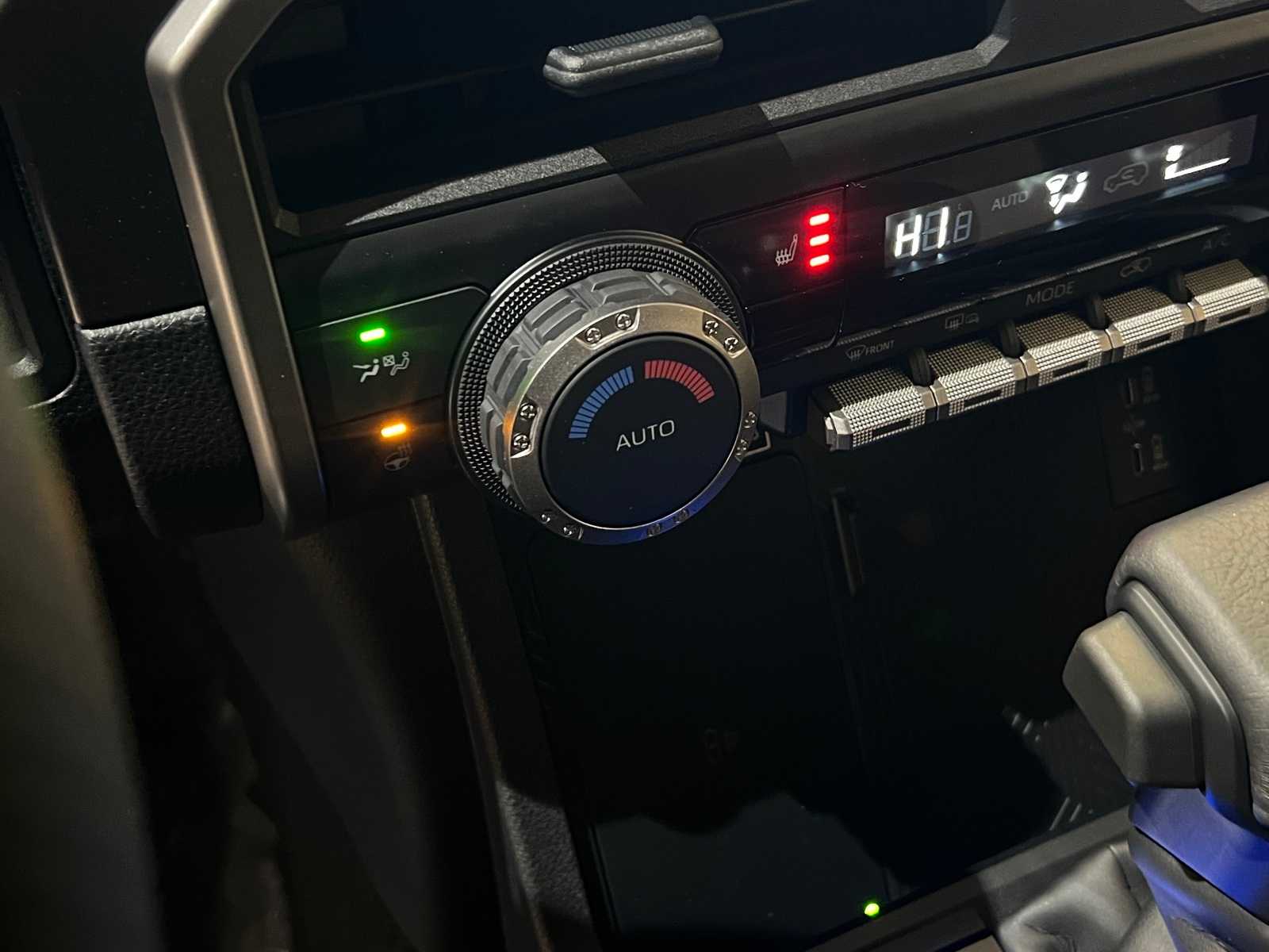 Thumbnail: 2025 Toyota 4Runner - 24