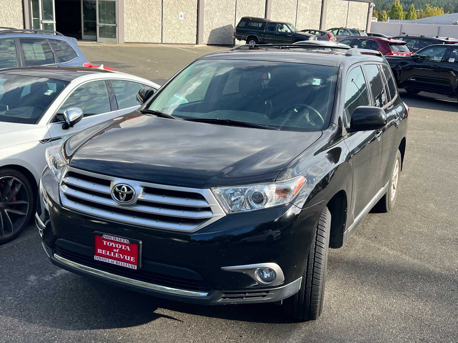 Thumbnail: 2011 Toyota Highlander - 1