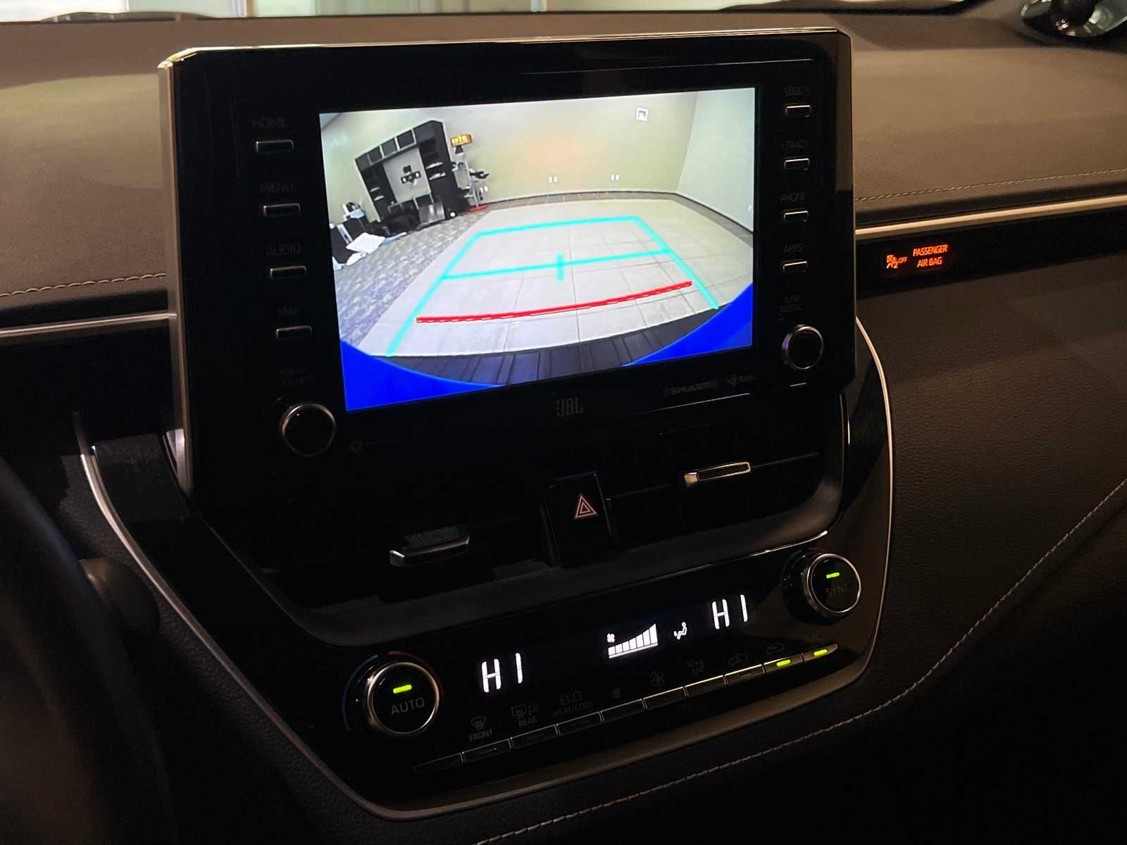 Thumbnail: 2022 Toyota Corolla - 25