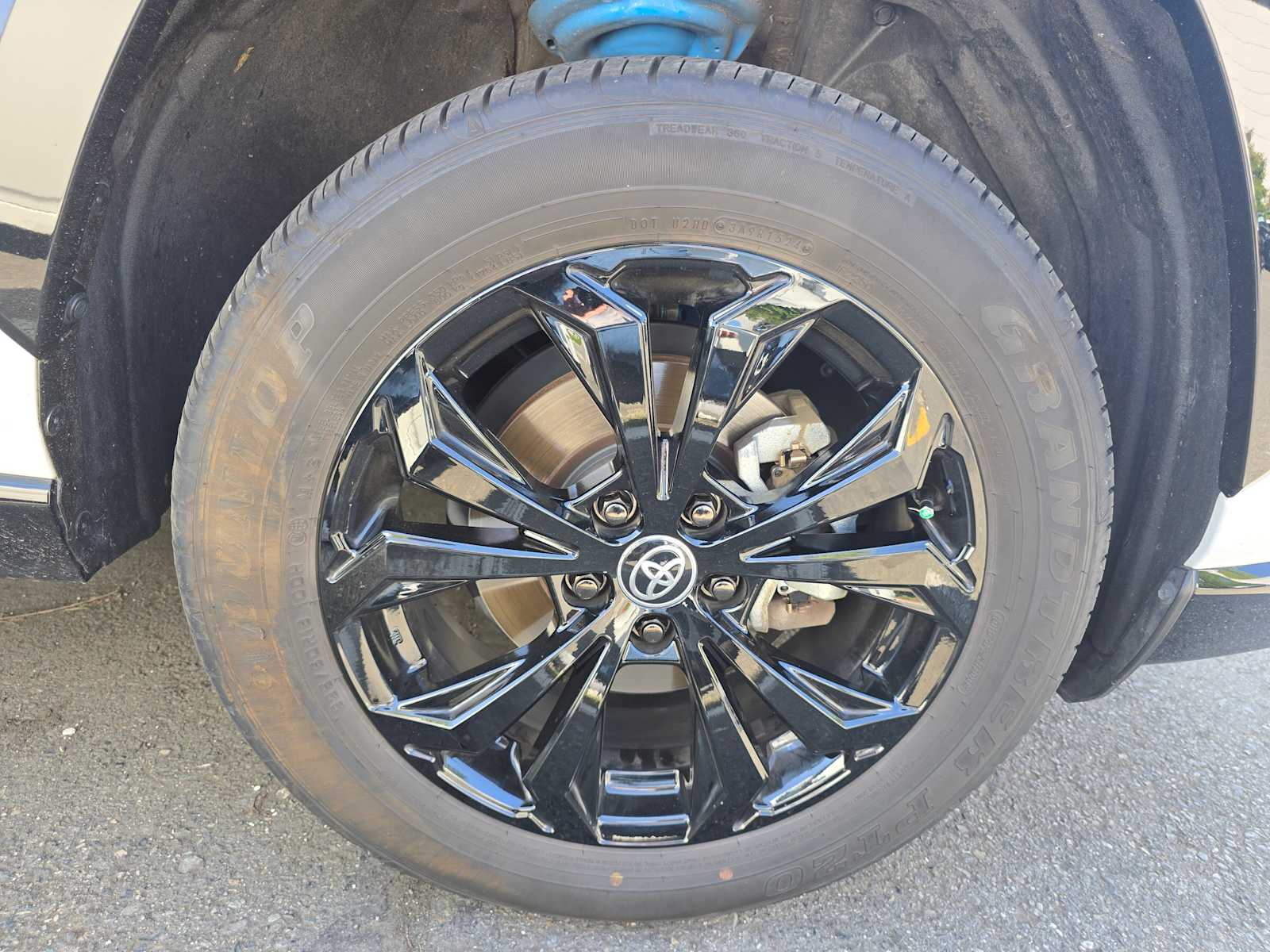 Thumbnail: 2024 Toyota RAV4 - 4