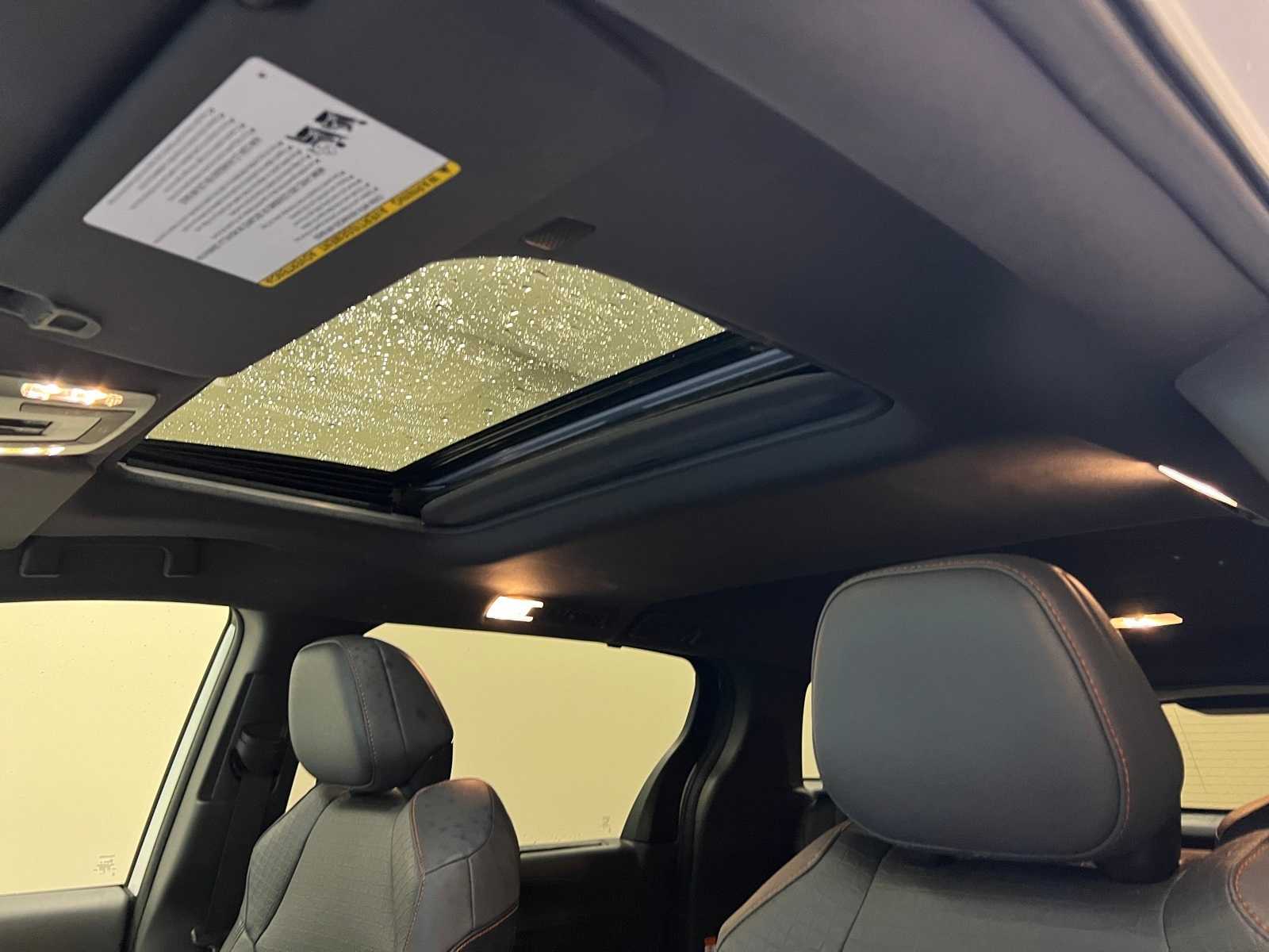 Thumbnail: 2024 Toyota Sienna - 16