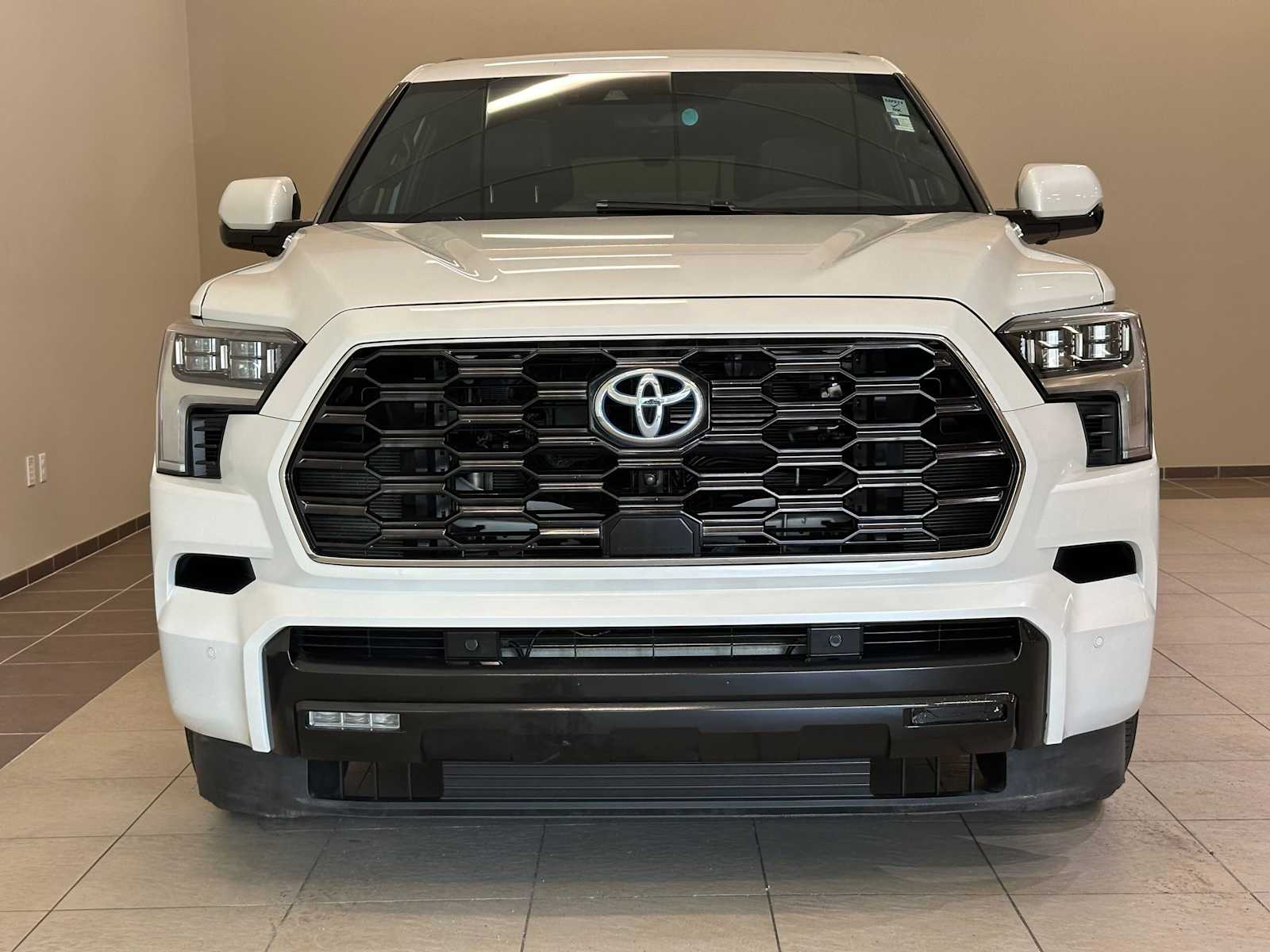 Thumbnail: 2023 Toyota Sequoia - 6