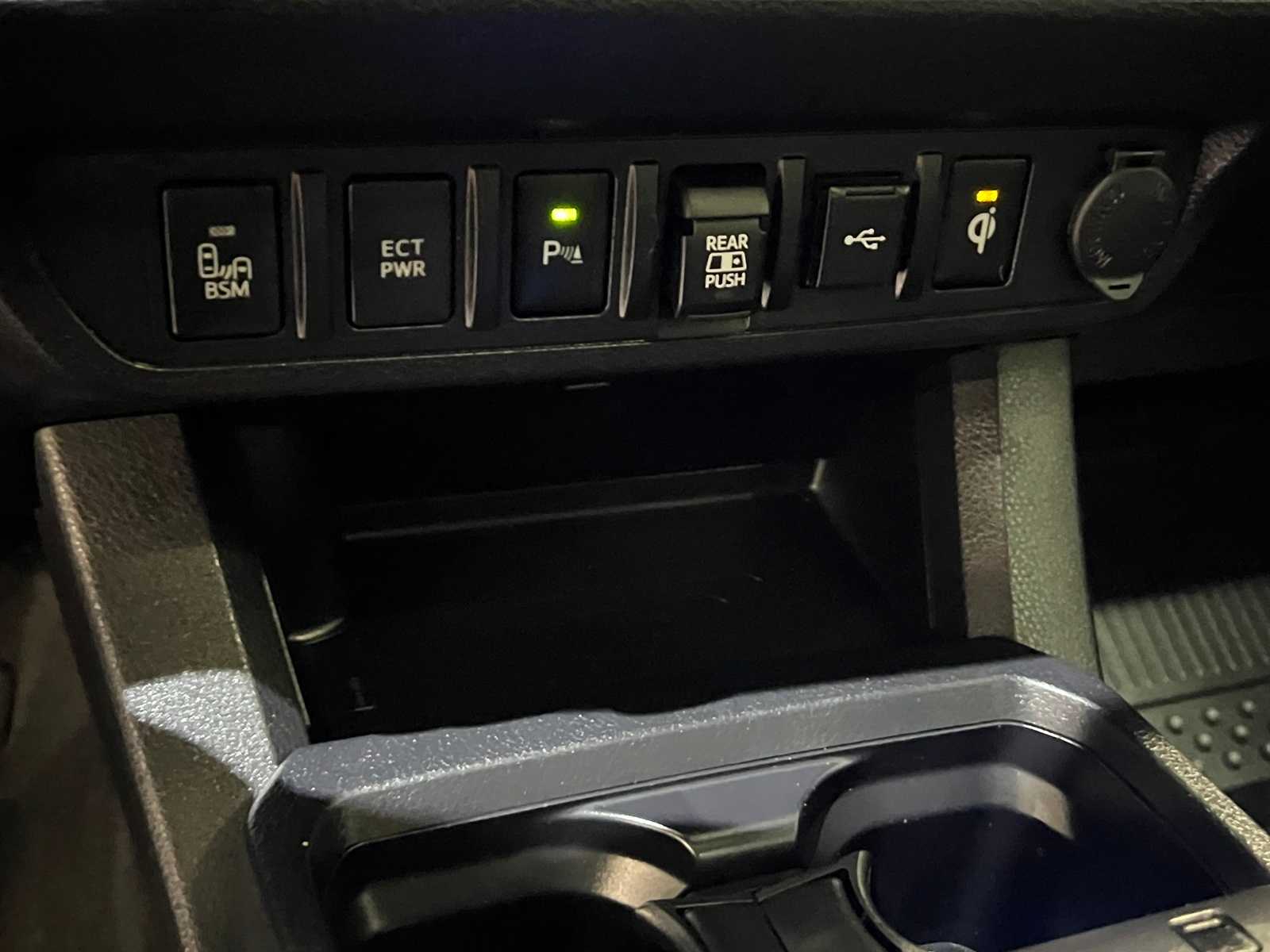 Thumbnail: 2022 Toyota Tacoma - 28