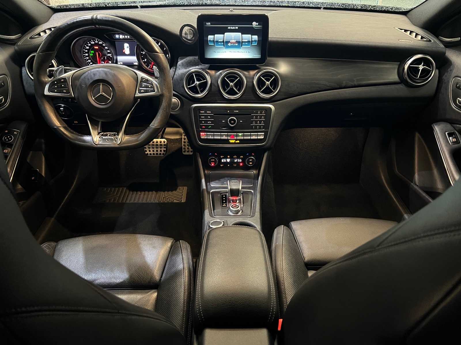 Thumbnail: 2018 Mercedes-Benz GLA - 10