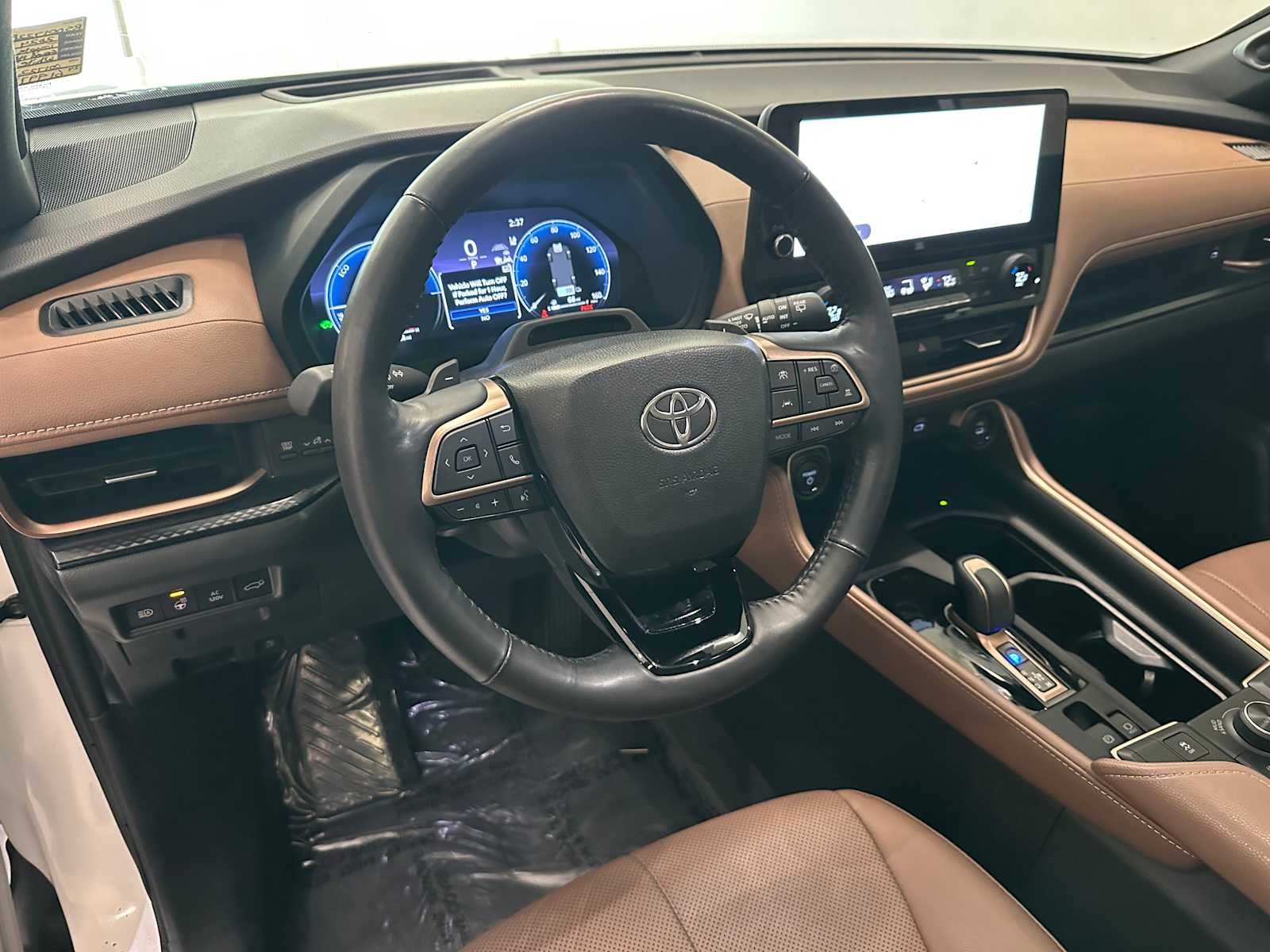 Thumbnail: 2024 Toyota Grand Highlander - 2