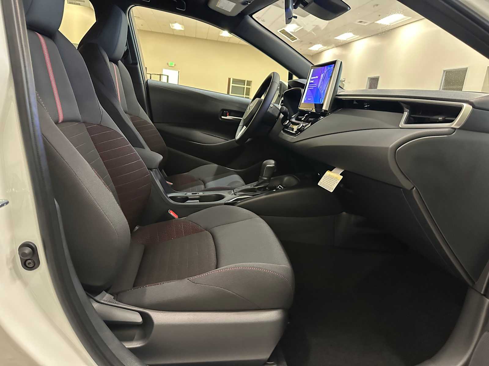 Thumbnail: 2026 Toyota Corolla - 26