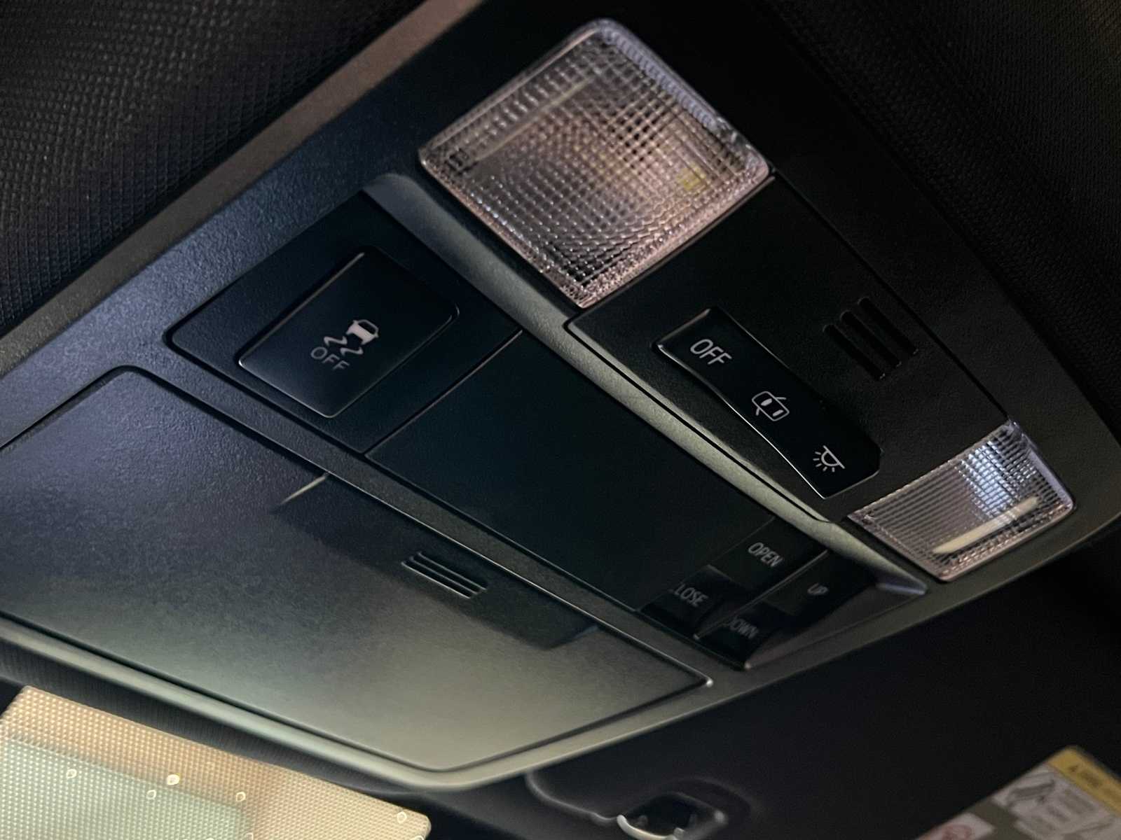 Thumbnail: 2017 Toyota Tacoma - 27