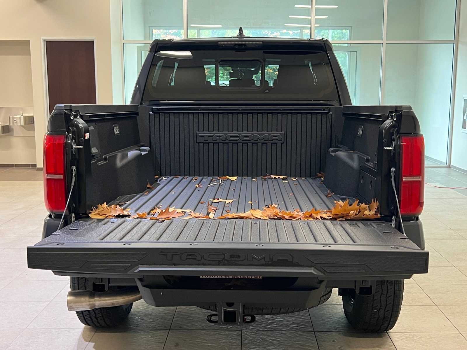 Thumbnail: 2025 Toyota Tacoma - 31