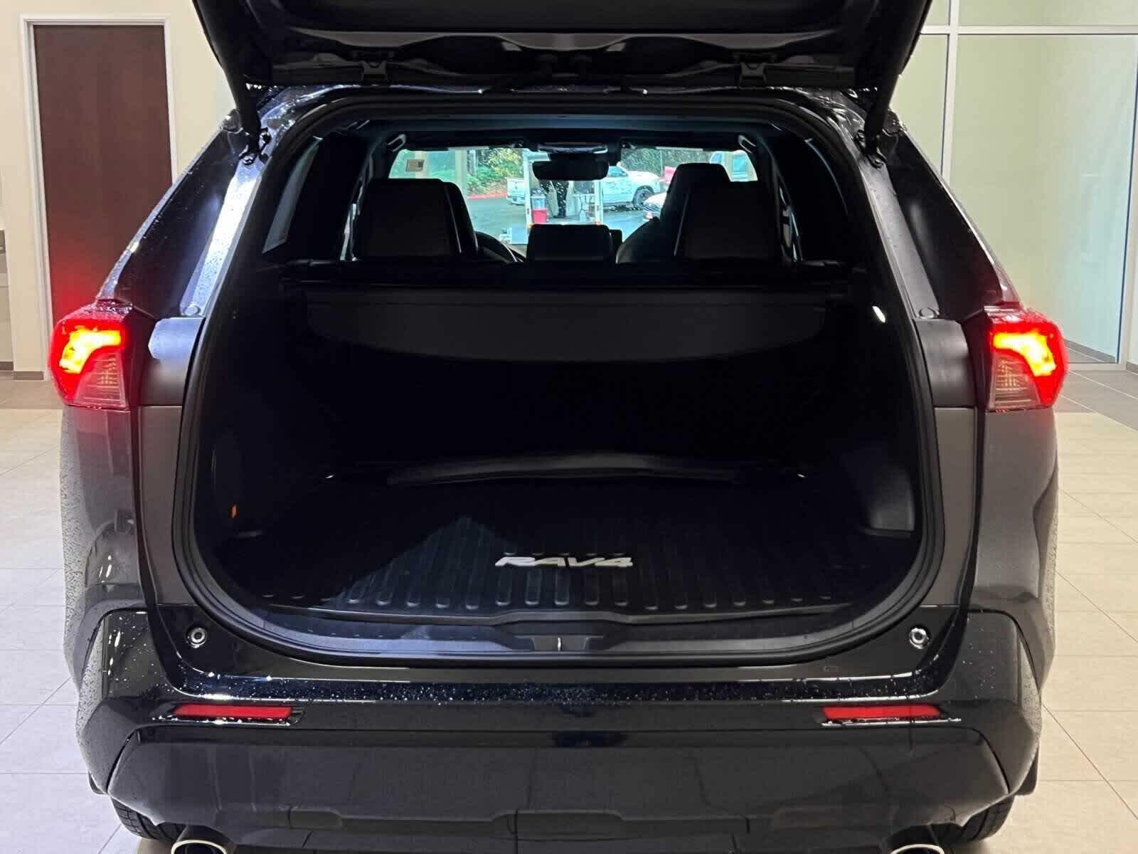 Thumbnail: 2024 Toyota RAV4 - 30