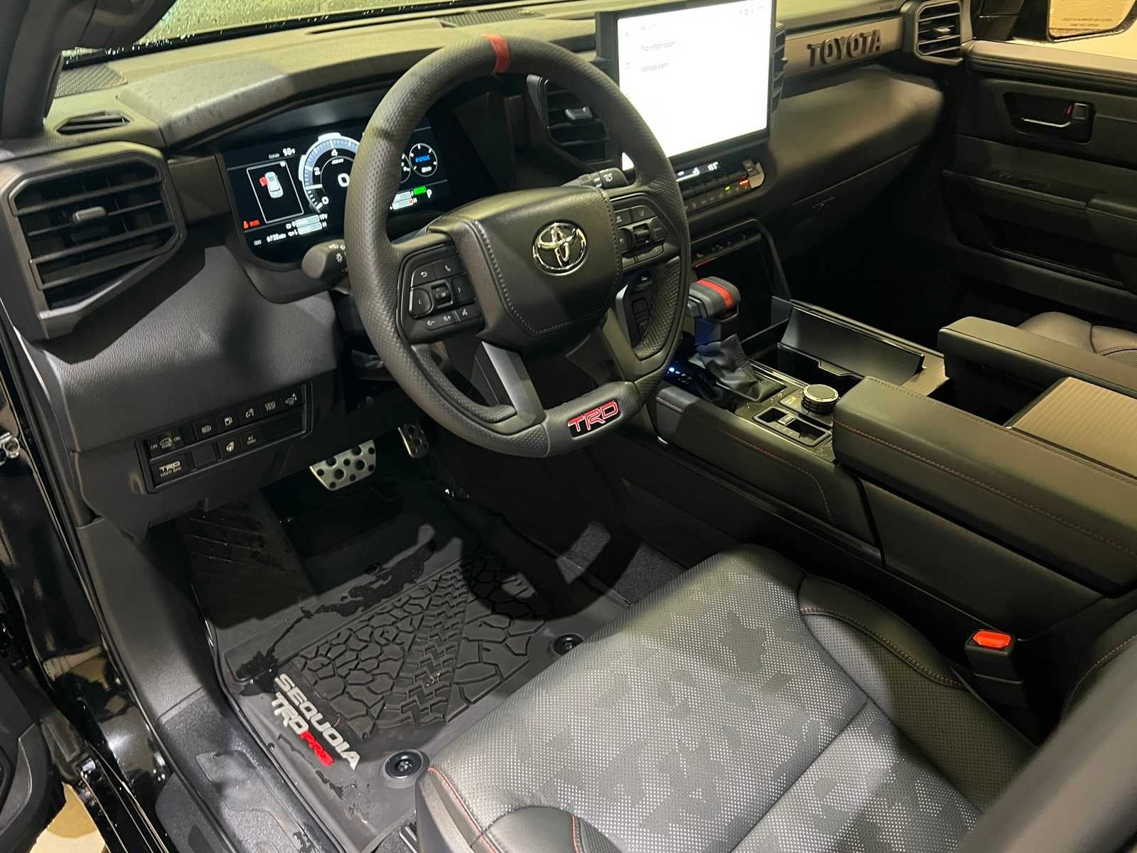 Thumbnail: 2025 Toyota Sequoia - 2