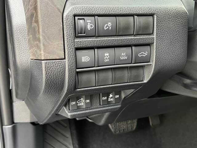 Thumbnail: 2024 Toyota Tacoma - 17