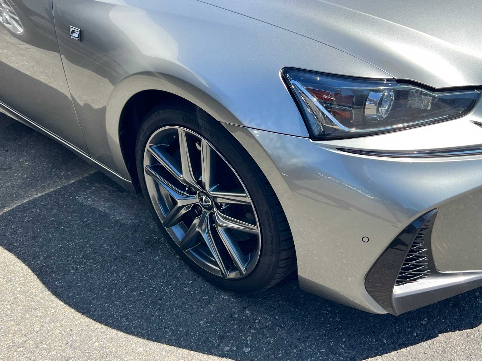 Thumbnail: 2020 Lexus IS - 5