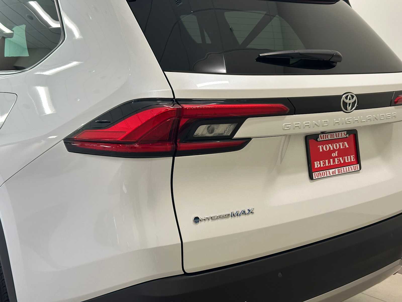 Thumbnail: 2024 Toyota Grand Highlander - 7