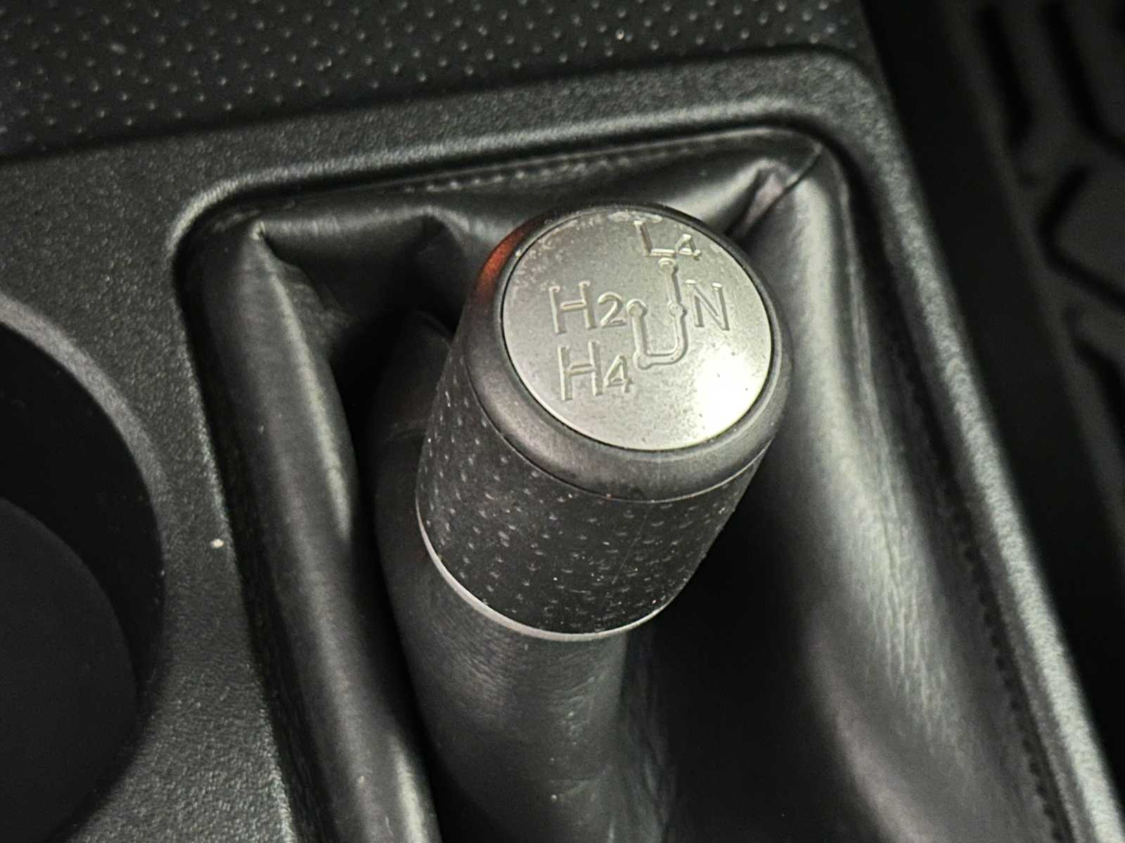 Thumbnail: 2007 Toyota FJ Cruiser - 15