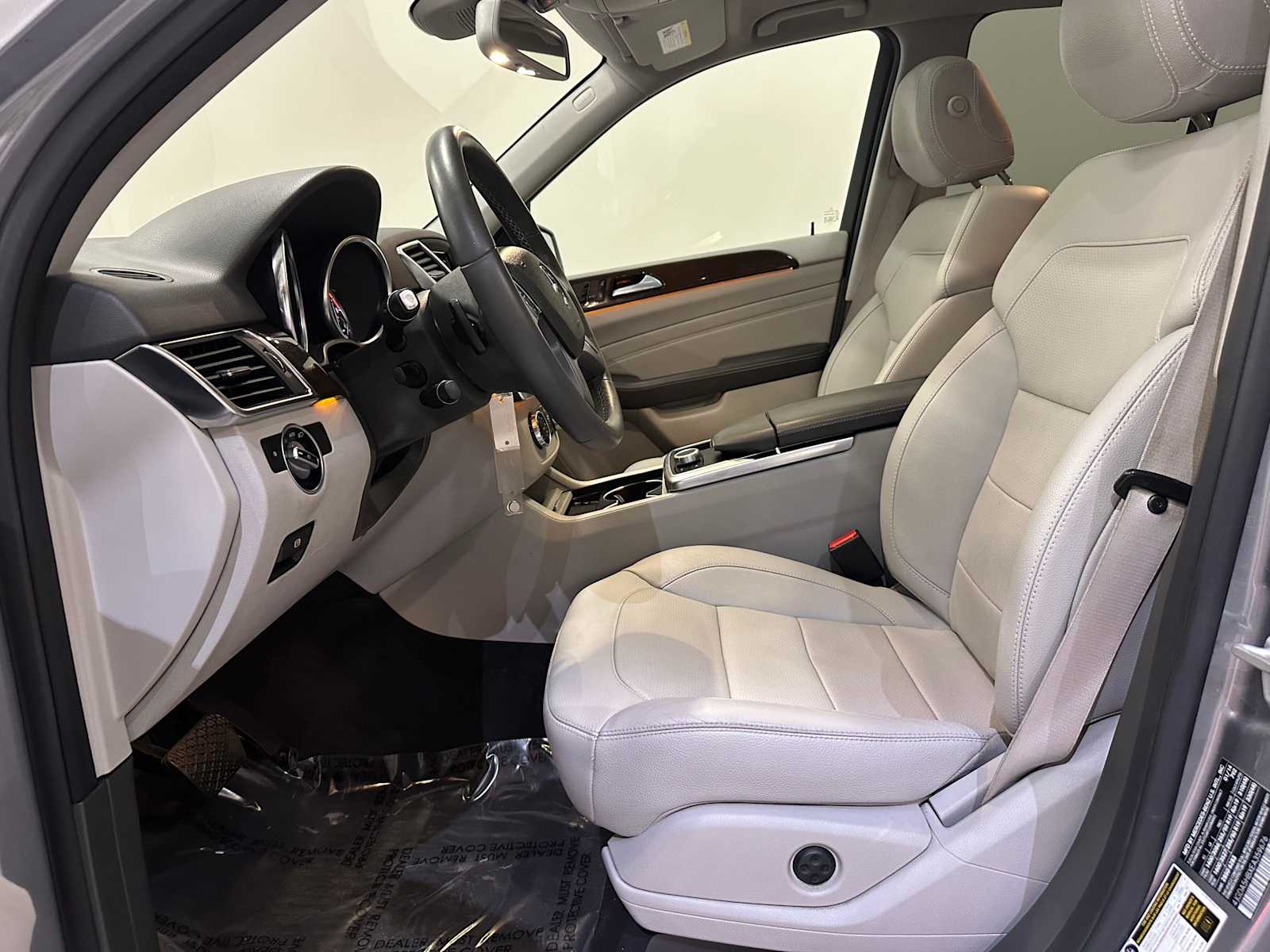 Thumbnail: 2014 Mercedes-Benz M-Class - 22