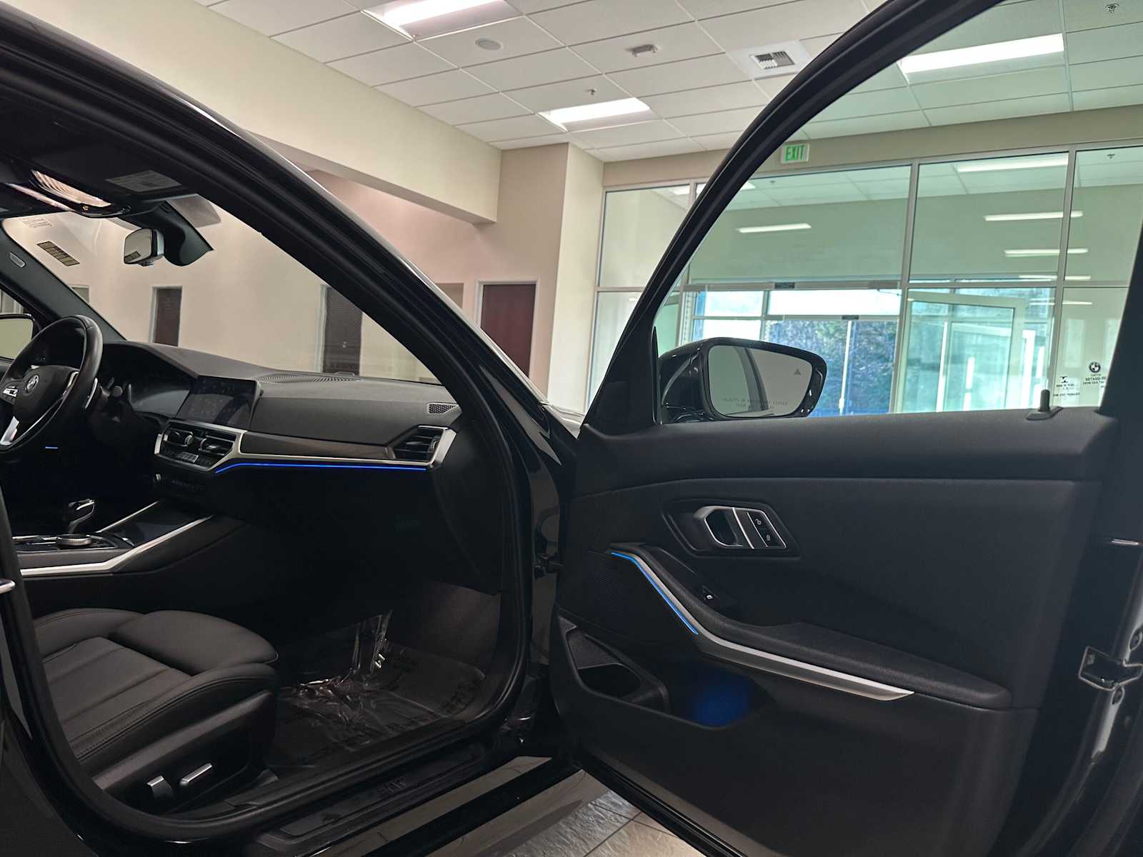 Thumbnail: 2021 BMW 3 Series - 29