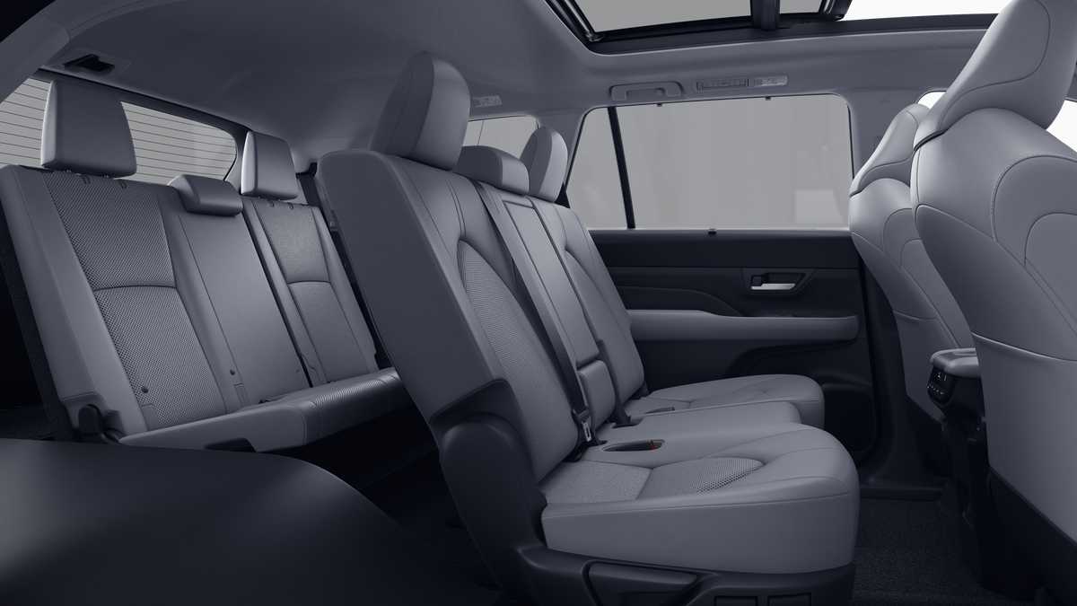 Thumbnail: 2026 Toyota Grand Highlander - 21
