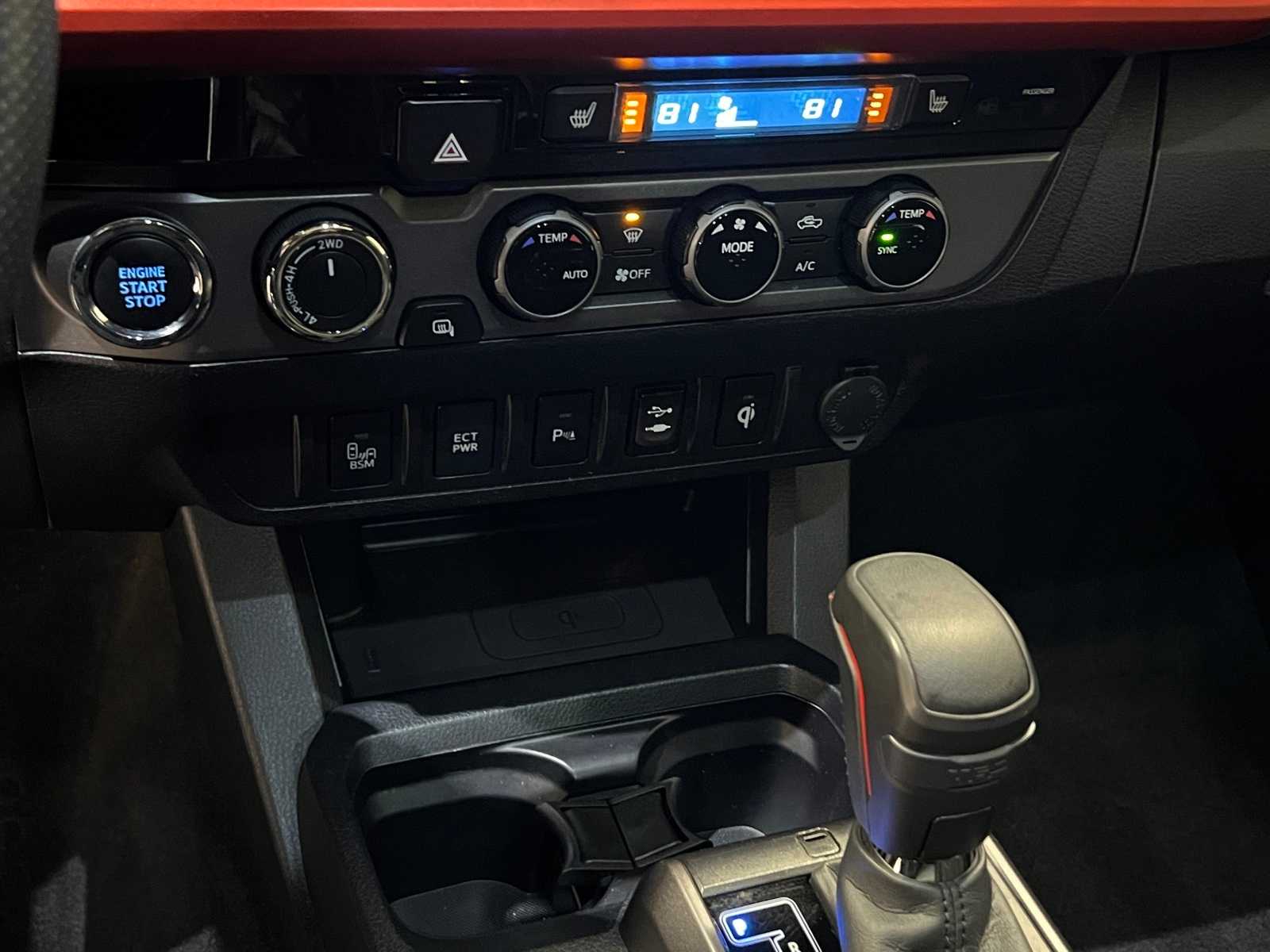 Thumbnail: 2017 Toyota Tacoma - 24