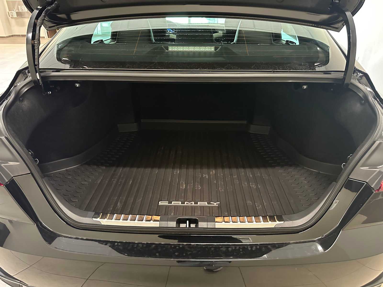 Thumbnail: 2026 Toyota Camry - 31