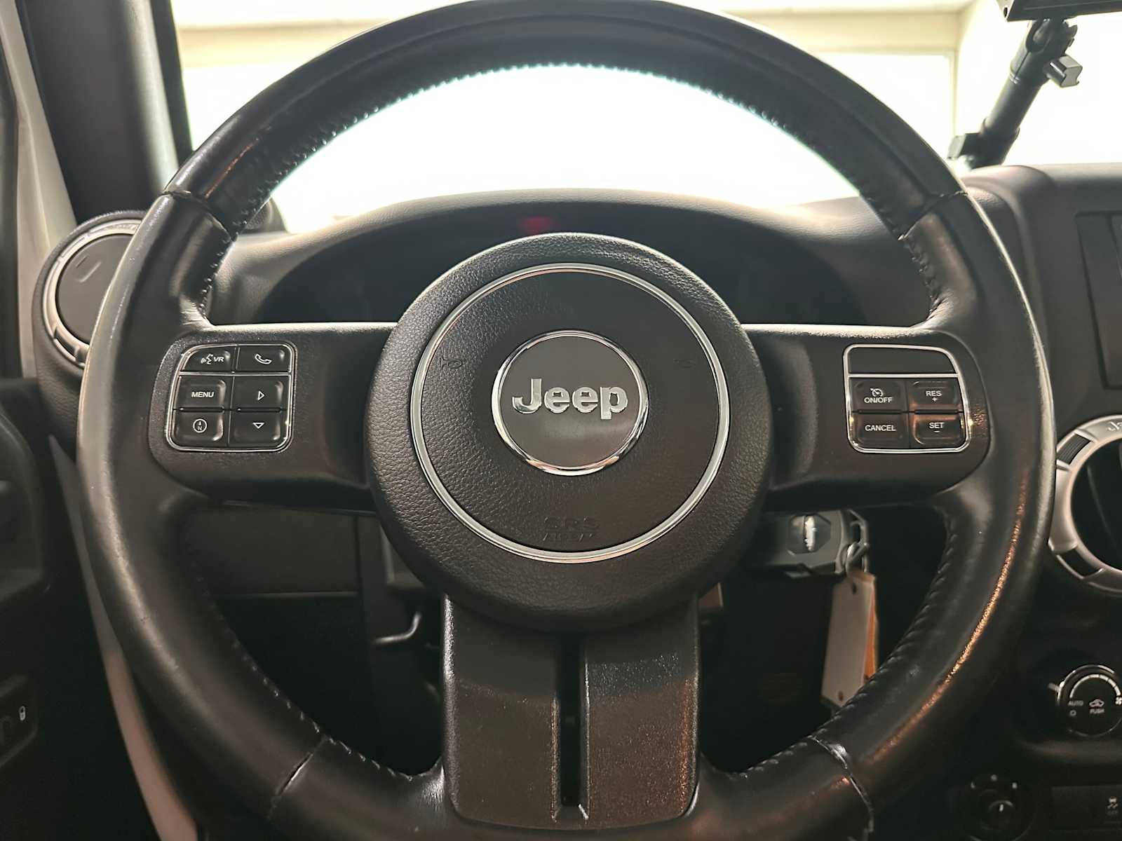 Thumbnail: 2013 Jeep Wrangler - 10