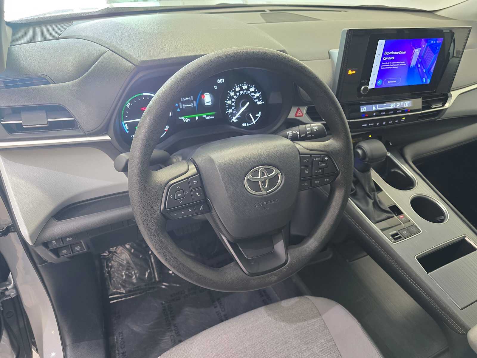 Thumbnail: 2025 Toyota Sienna - 2