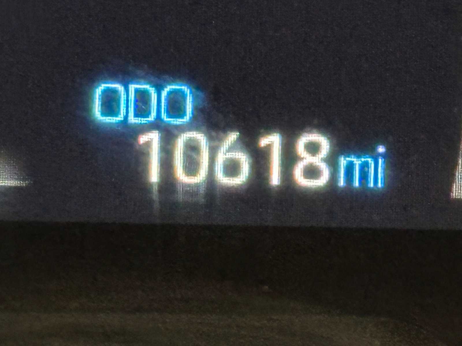 Thumbnail: 2025 Toyota RAV4 - 21