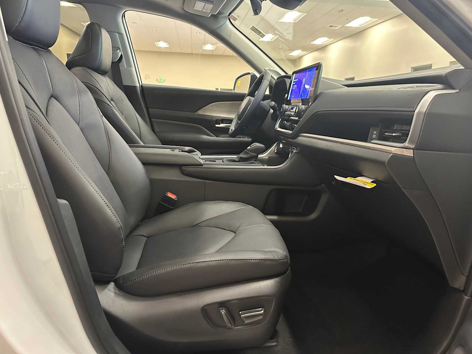 Thumbnail: 2026 Toyota Grand Highlander - 28