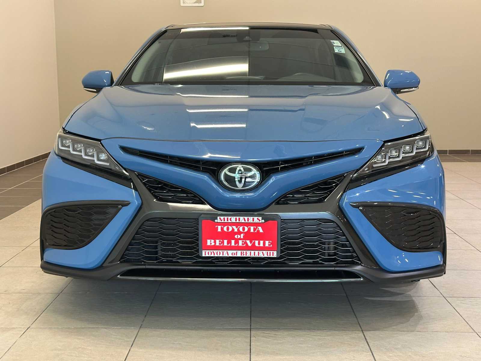 Thumbnail: 2023 Toyota Camry - 6