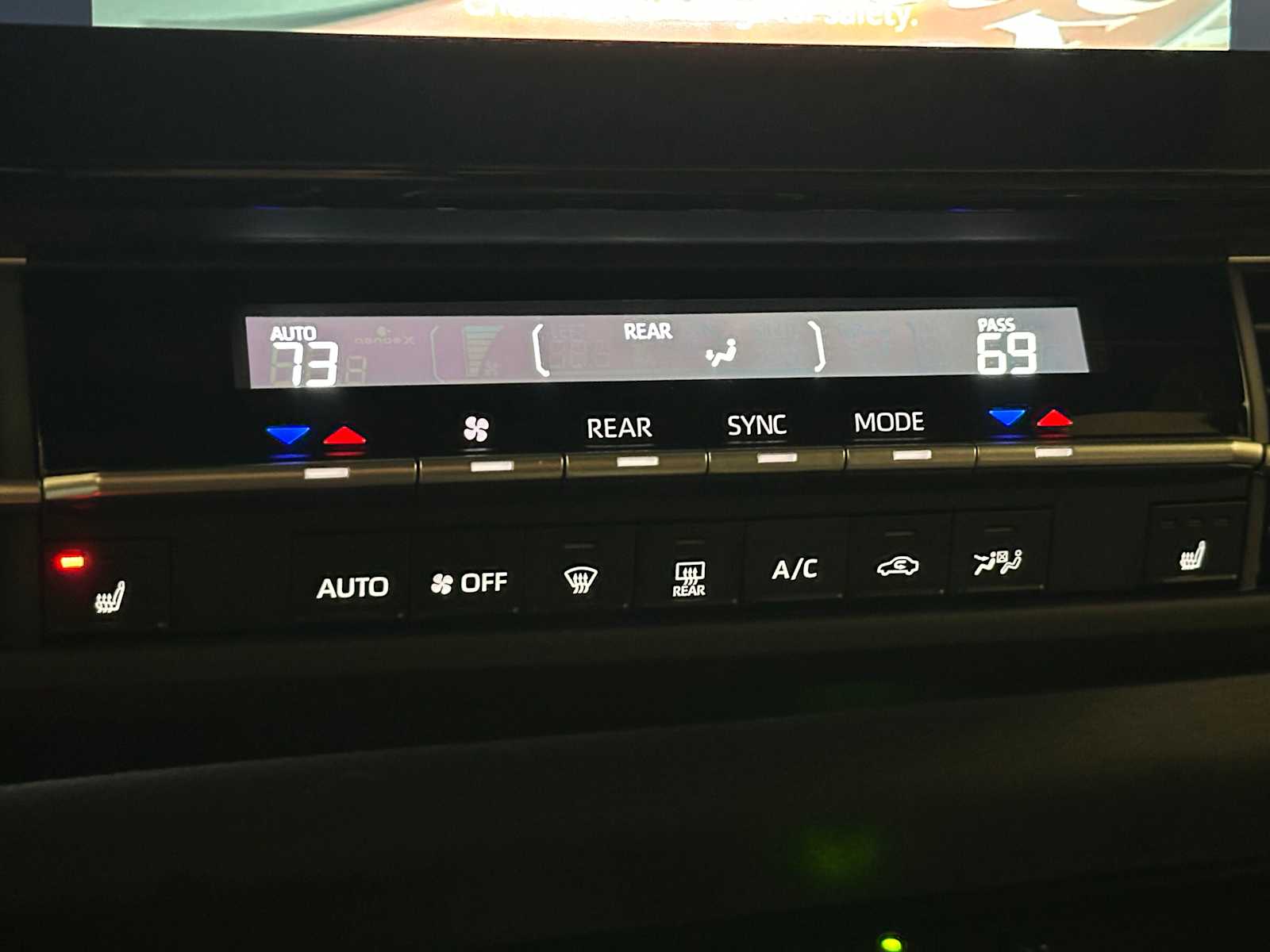 Thumbnail: 2025 Toyota Sienna - 16