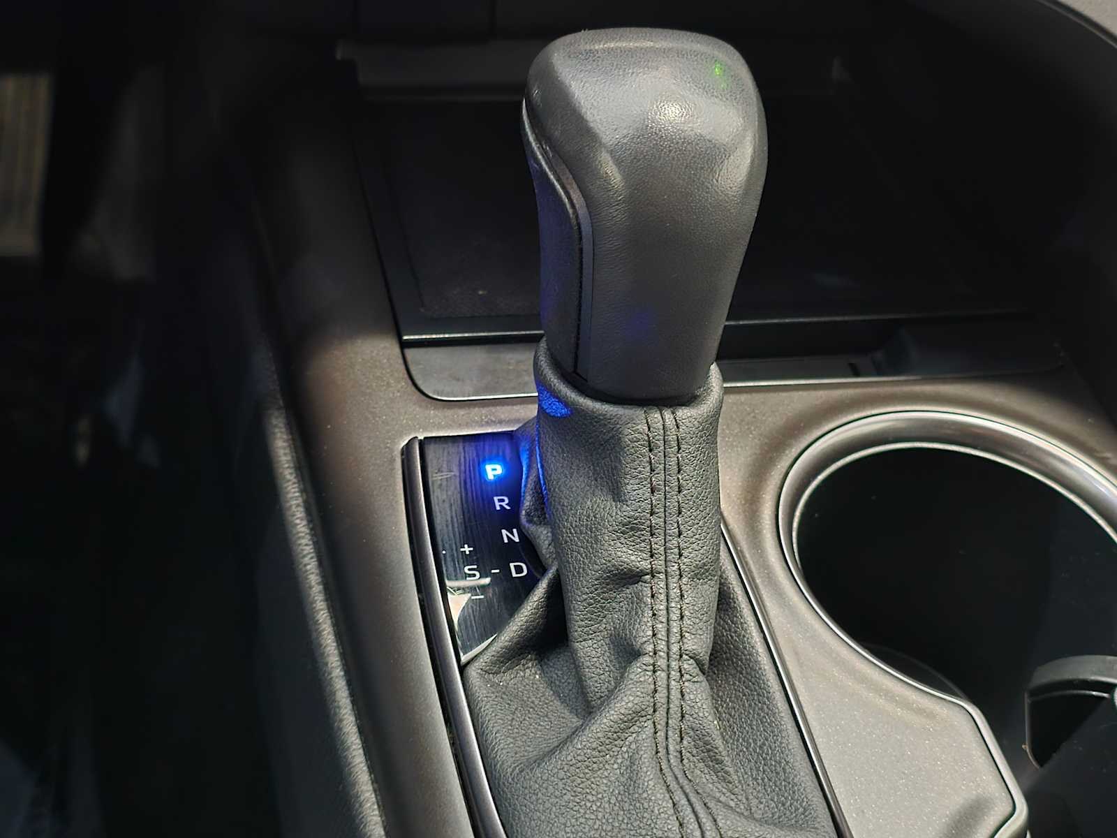 Thumbnail: 2024 Toyota Camry - 15